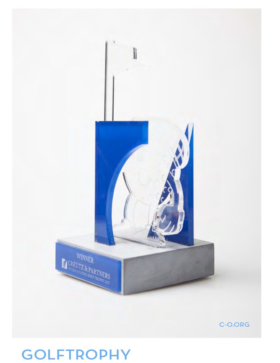 Unikat-Trophäe aus Acrylglas und Betonsockel